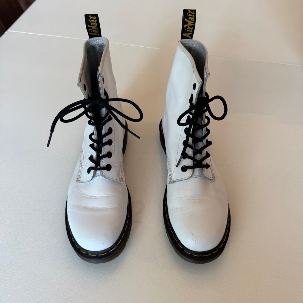 Dr. Martens 1460 Smooth Leather Lace Up Boots White Combat Boots Size US 9
